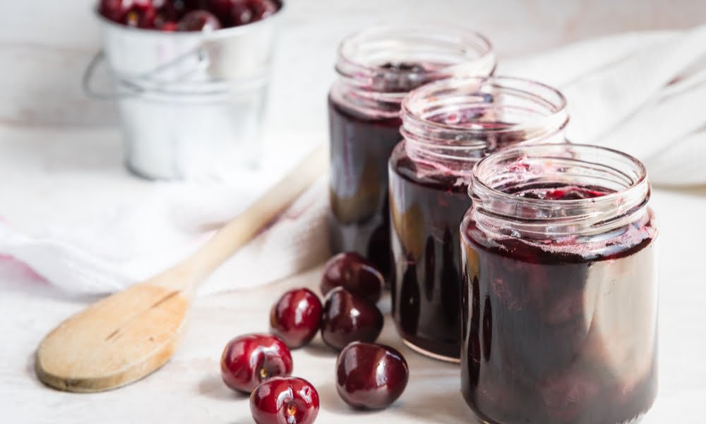 Easy Low-Sugar Cherry Jam Recipe